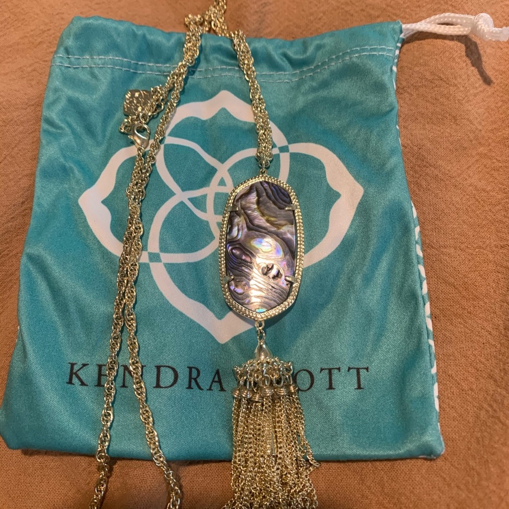 Kendra Scott Necklace